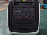 Generador Krafter Inverter a Gasolina KR4500IE 0,8 kVA