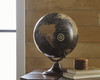 MAGELAN 16.5" High Globe