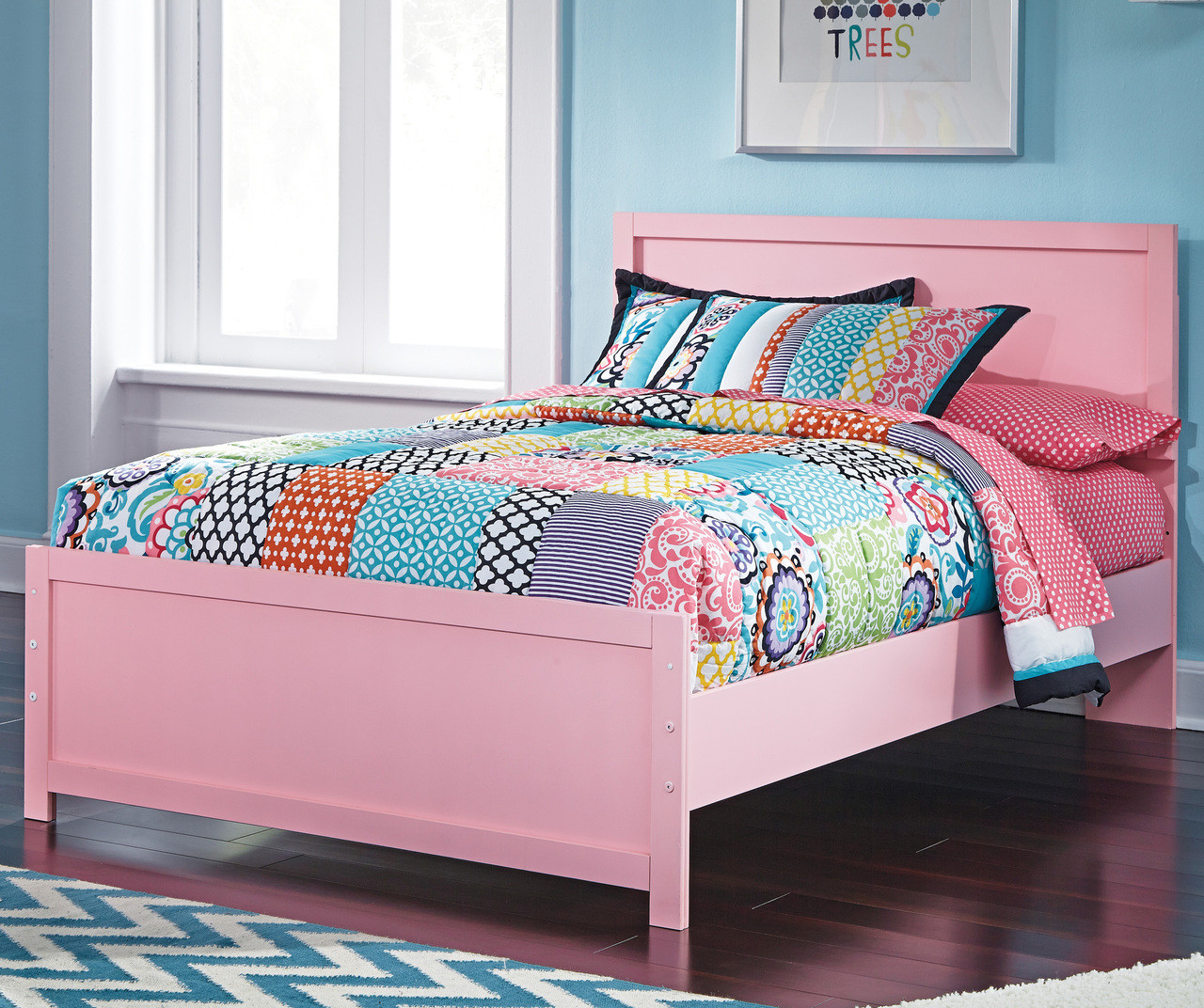 Ritzi Pink Bedroom Set - CB Furniture