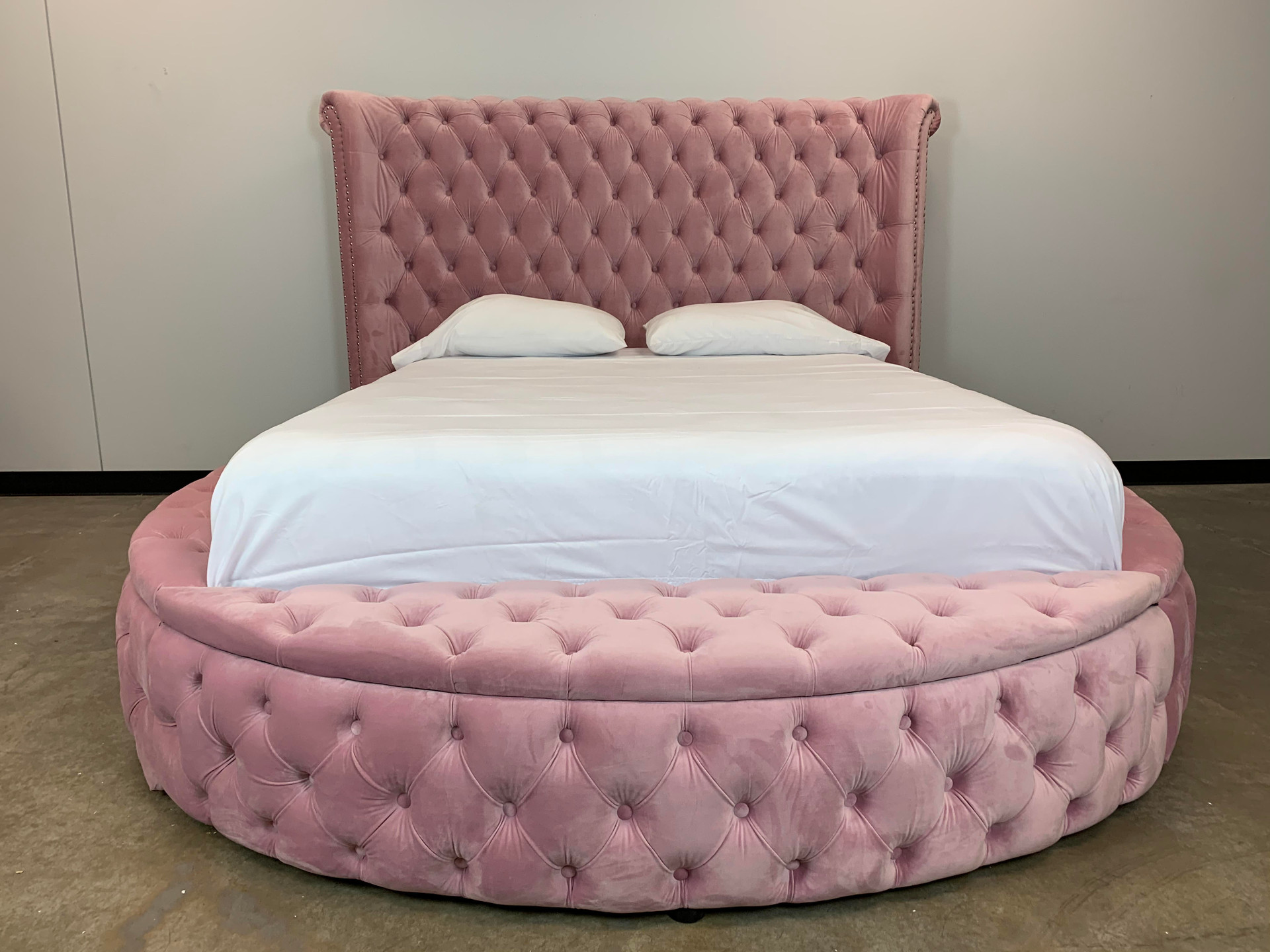 SAMMIE Blush Pink Velvet Round Storage Bed CB Furniture