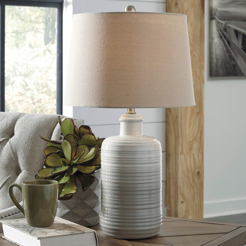 CRAVEN 25"H Table Lamp