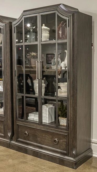 Wickenger - Display Cabinet - Dark Brown