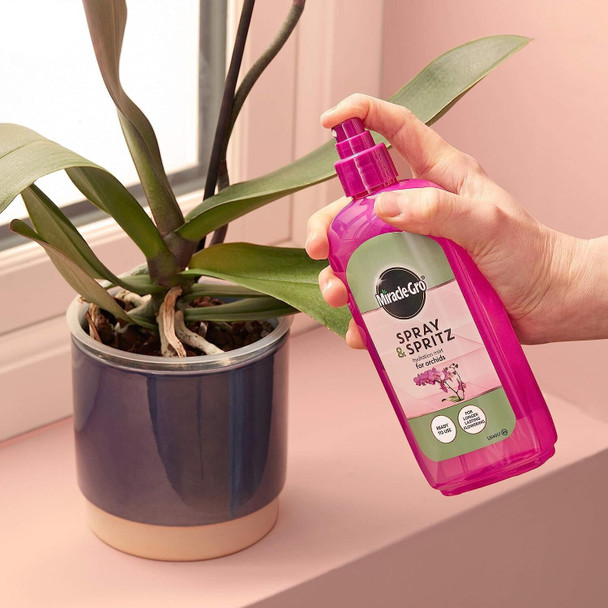 Miracle-Gro Spray & Spritz Hydration Mist for Orchid Plants Ready to Use 300ml