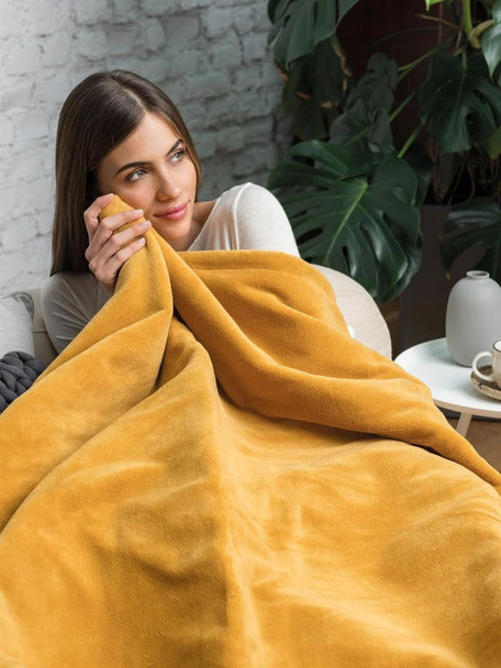 Dreamland Relaxwell Luxury Snuggle Up Warming Electric Throw/ Blanket (Intelliheat+ Fast Heat, 120 x 160 cm, Machine Washable, 6 Temperature Settings, Safety controls, 1 Detachable control) Mustard