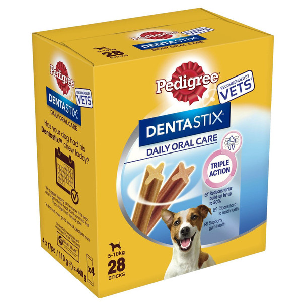 Pedigree DentaStix – Daily Dental Care Chews - Dog Treats for Small Dogs - 112 Sticks (Pack of 4)