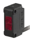 Keyence PZ-G102EP Photoelectric Sensor, Square Reflective M12 Connector, PNP