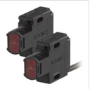 Keyence PZ-G51B Photoelectric Sensor, Threaded Mount Thrubeam Cable Type, NPN