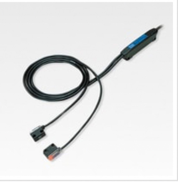 Keyence PQ-02 Amp-in-Photoelectric Sensors, Main Unit Medium-Distance Type