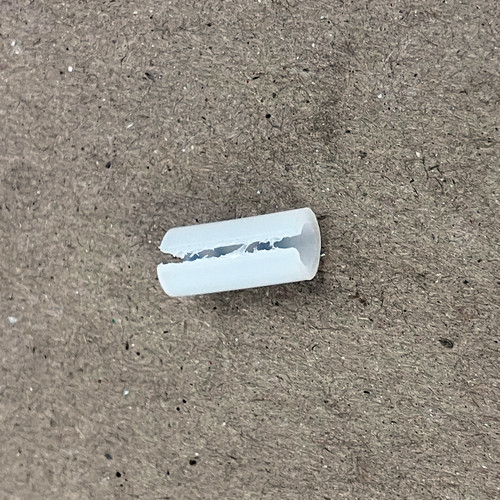 -0411524   CESSNA BUSHING