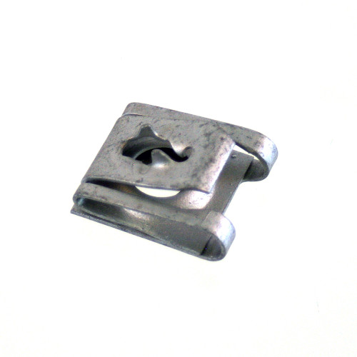 85-47-101-15   LION RECEPTACLE