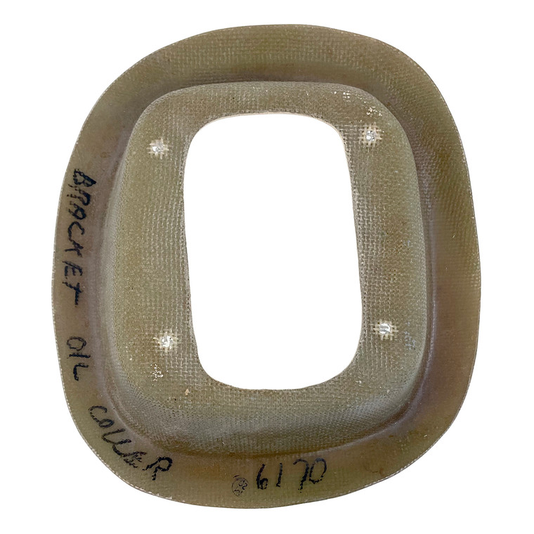 MN-6170   MOONEY BRACKET OIL COLLAR