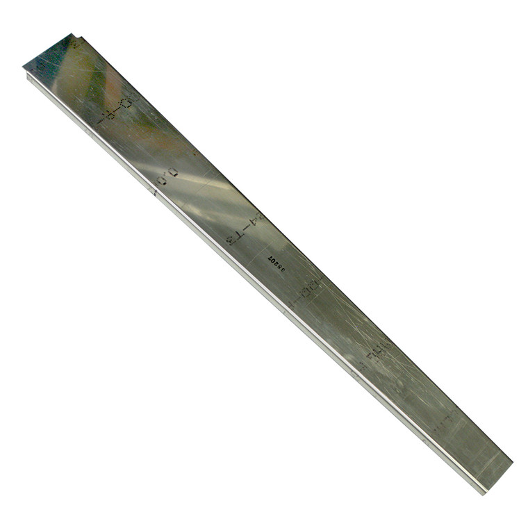 -38207   LUSCOMBE TIP SPAR