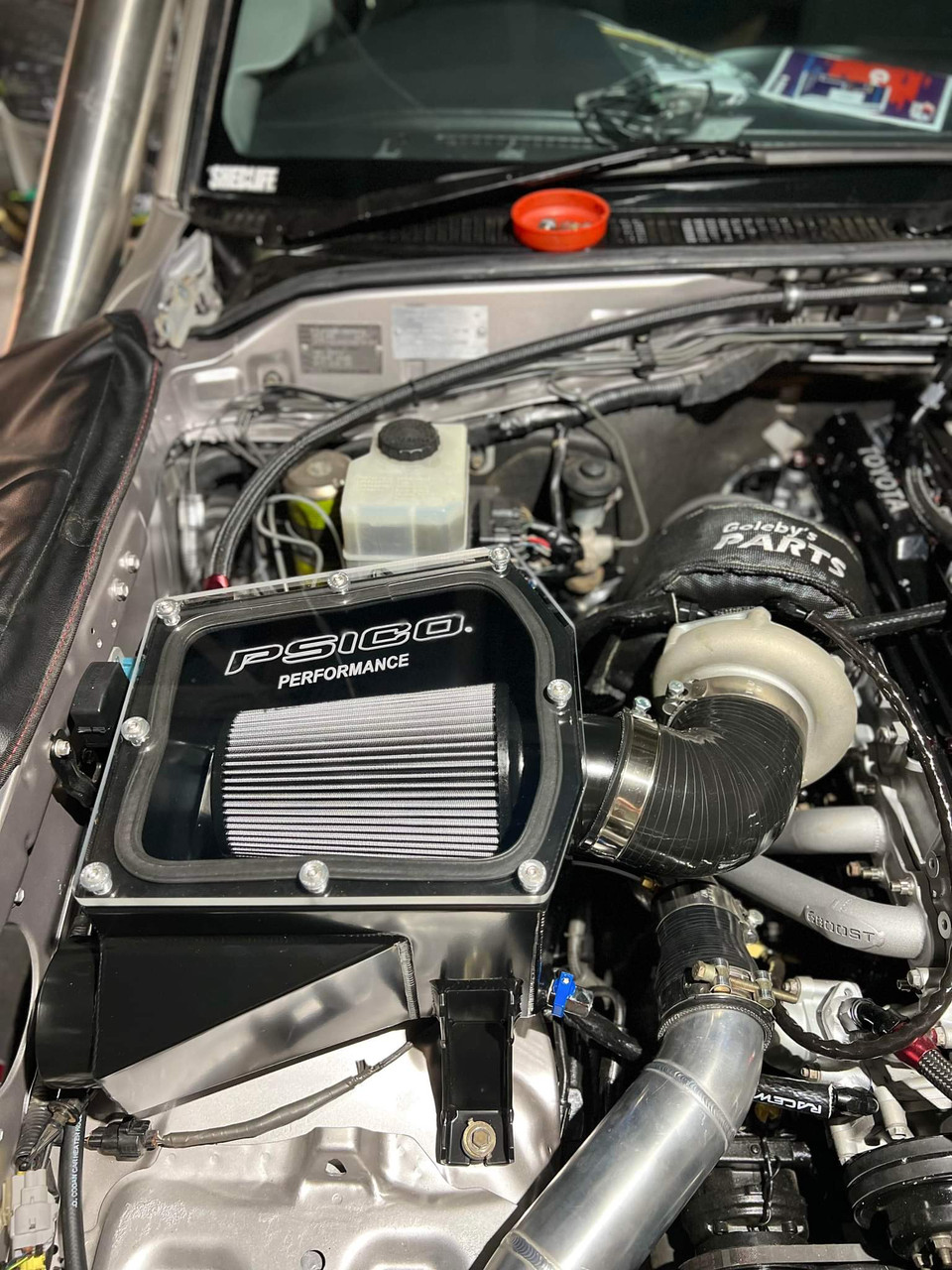 Toyota Landcruiser 105 series airbox