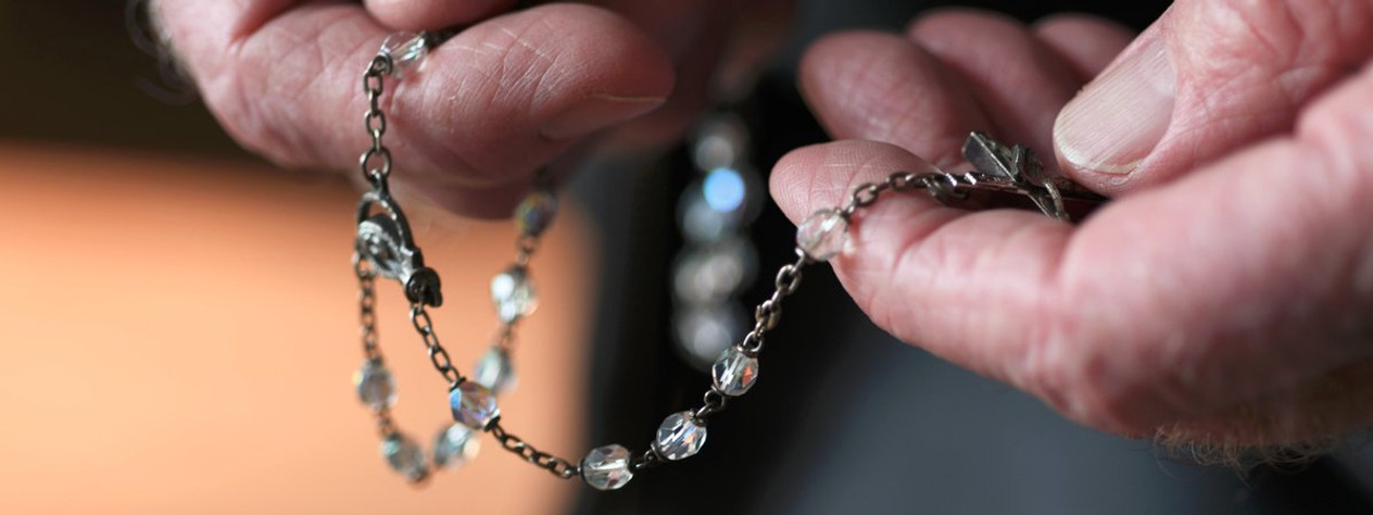 Why You Need the Rosary This Lent