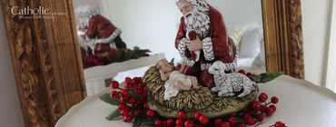 The Kneeling Santa: Where Popular Culture & Religious Devotion Meet