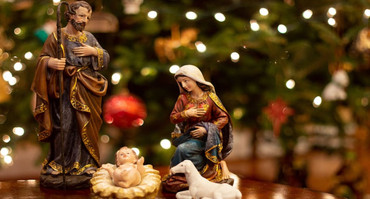 A Family Tradition That Becomes a Family Heirloom - The Nativity Crèche