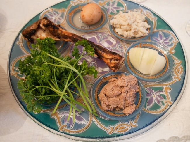 Passover Seder meal. Photo by Edsel Little.