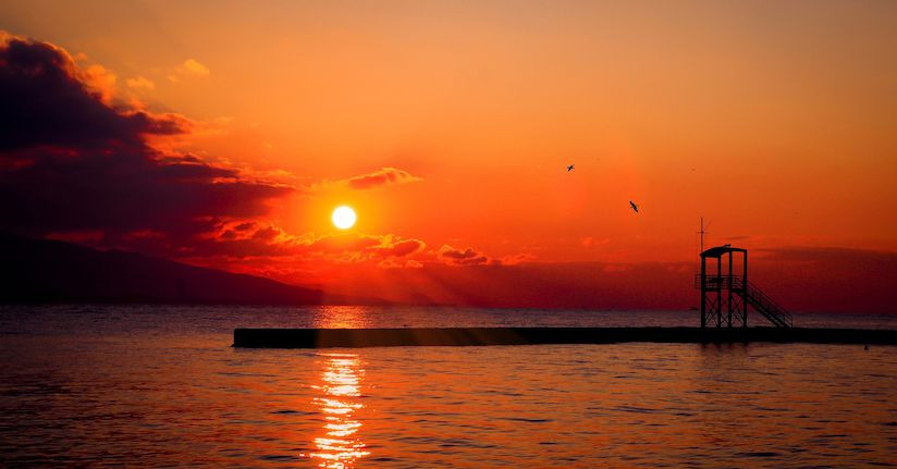 Preventing Summer Light Sensitivity