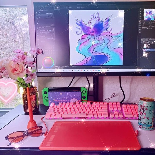 Crystal showing her gaming and computer setup with TheraSpecs FL-Pro glasses