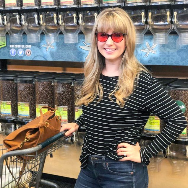 Alicia Wolf, The Dizzy Cook, wearing indoor TheraSpecs