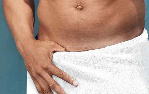 Preparing the pubic area for grooming as part of a complete shaving guide