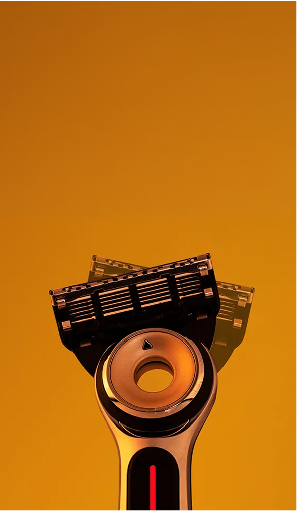 GilletteLabs Heated Razor featuring FlexDisc technology