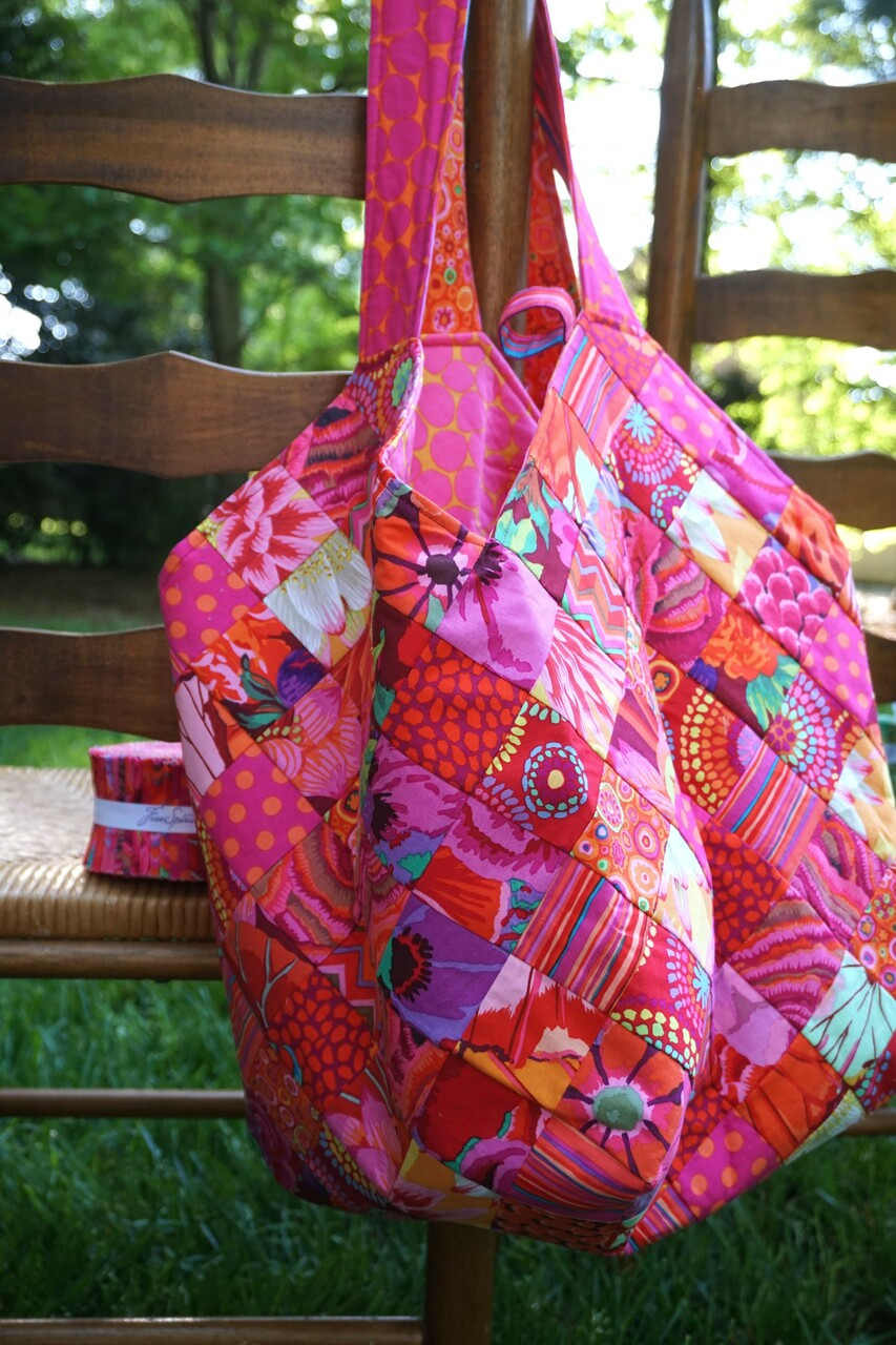Mondo Bag Pattern - Printed Fusible Interfacing Tote Bag Pattern