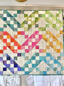 Jacob's Ladder finished quilt for the add-on pack