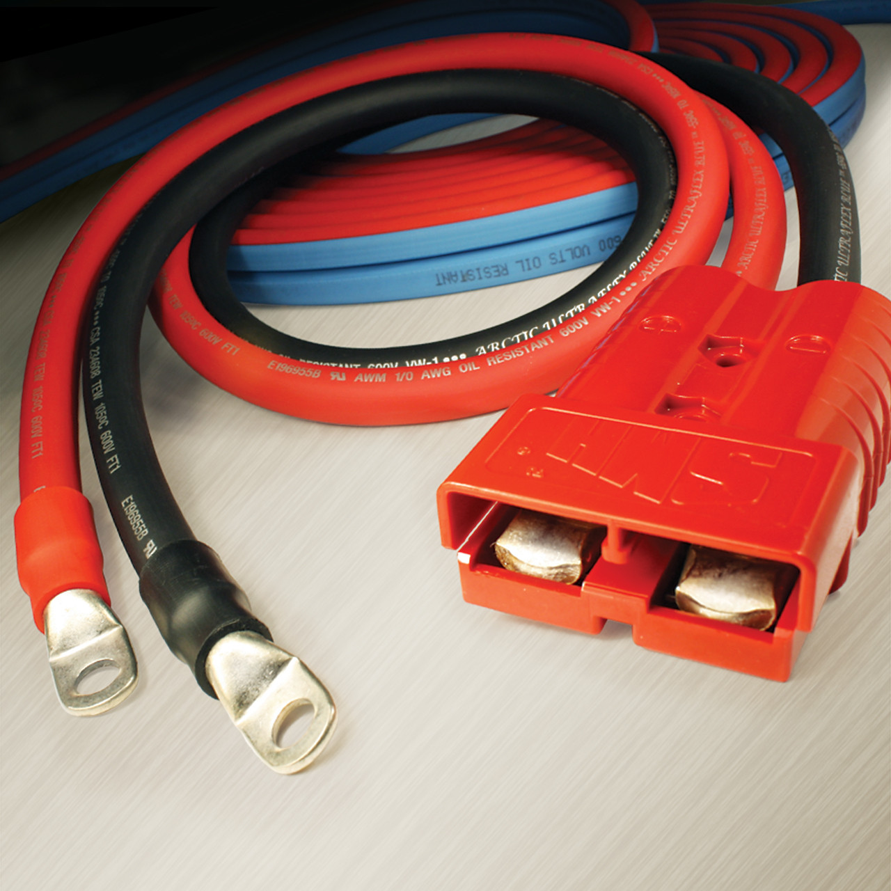 Polar Wire Jumper Cable Harnesses are fitted with 100% copper plated lugs and impact resistant power connectors for quick, secure connections