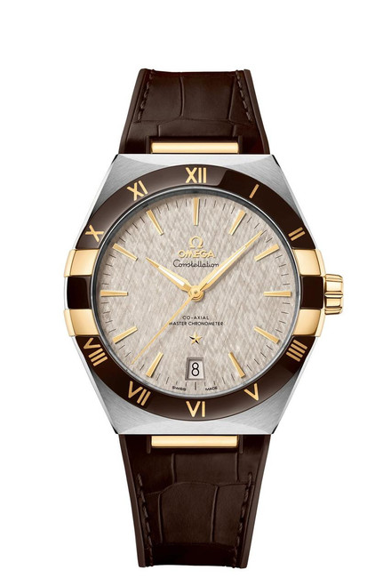 OMEGA Constellation co-axial Master Chronometer 41 mm, luxury men's wristwatch with a silver textured dial, gold accents, and a brown leather strap.