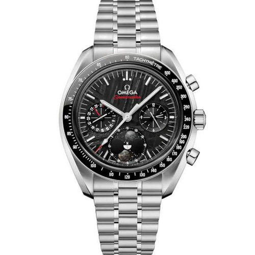 OMEGA Speedmaster Moonphase 43 mm, a luxury stainless steel wristwatch with a black dial, multiple sub-dials, and a tachymetre scale around the bezel.