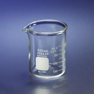 Heavy Duty Graduated Griffin Beakers. Pyrex-CGW 1003-400
