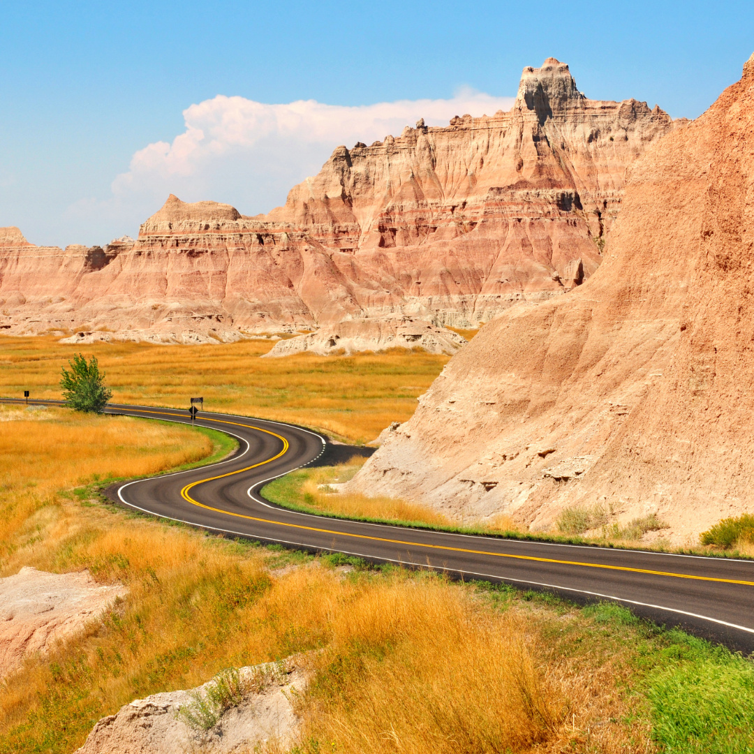 Badlands Loop Road Travel Guide - Rand McNally Publishing