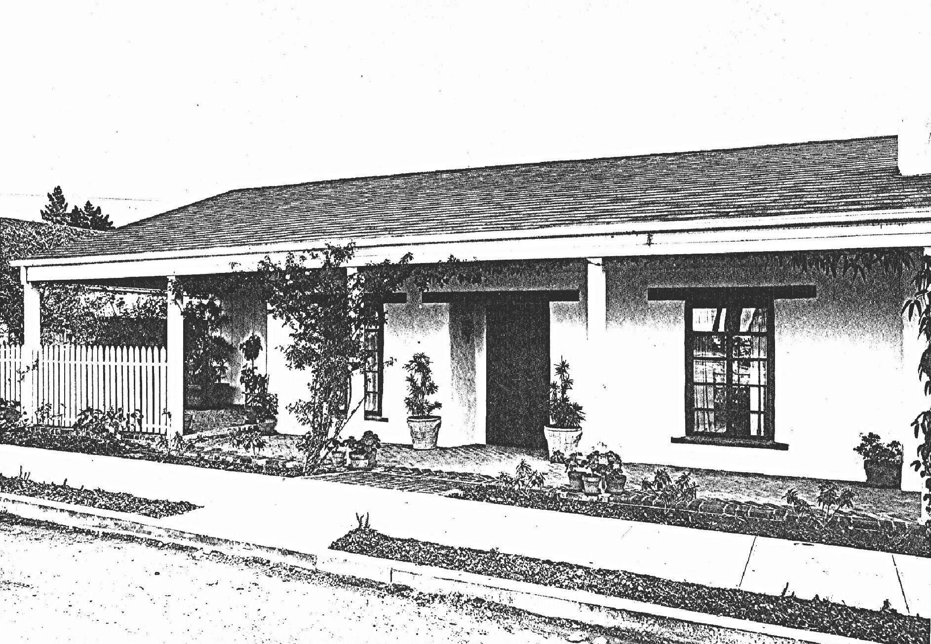 house in black and white