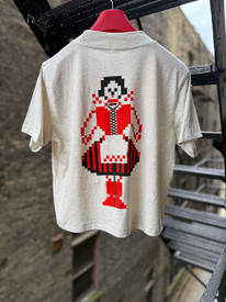 414 Pixel Woman 