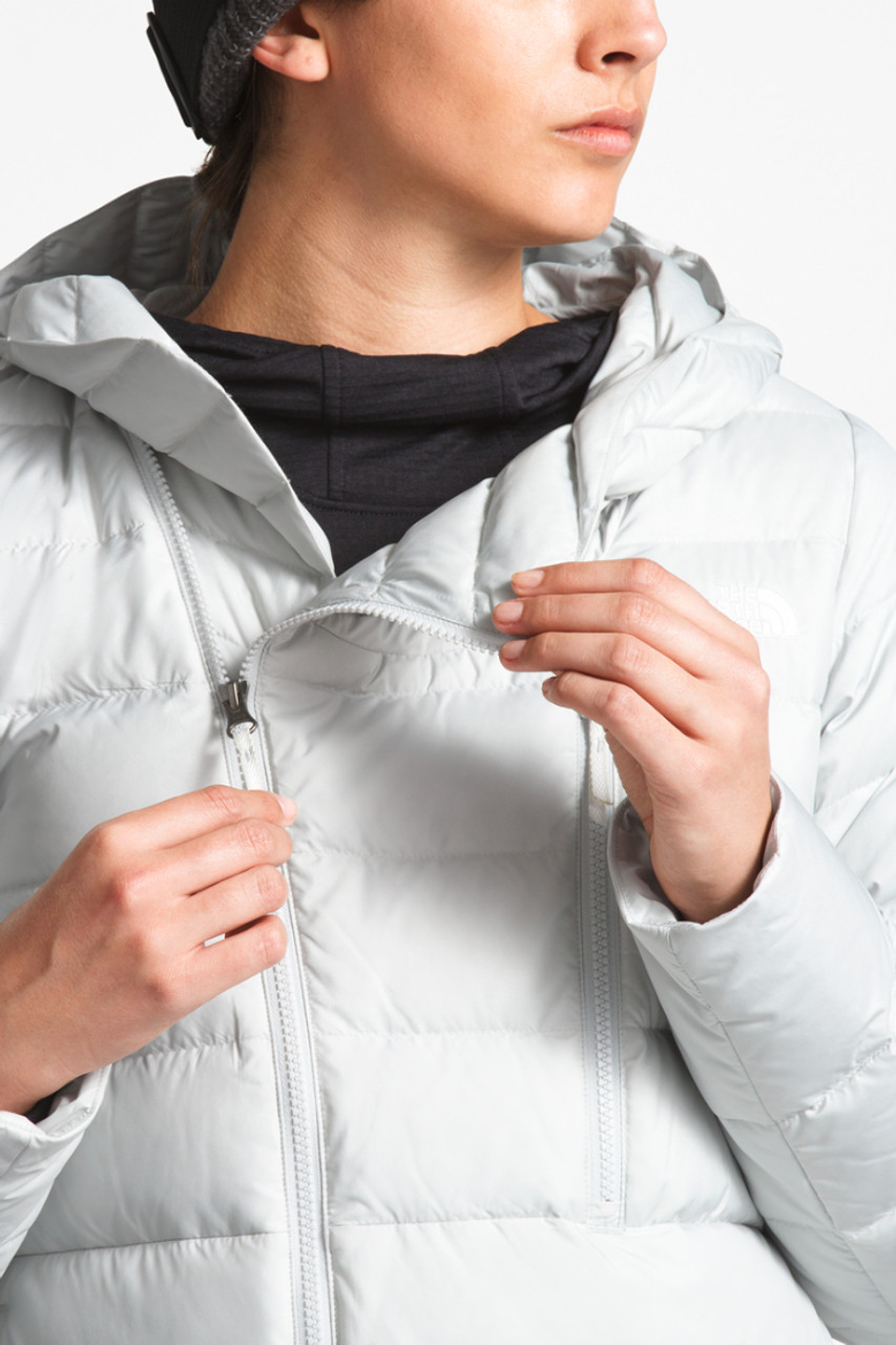 the north face women's niche down vest