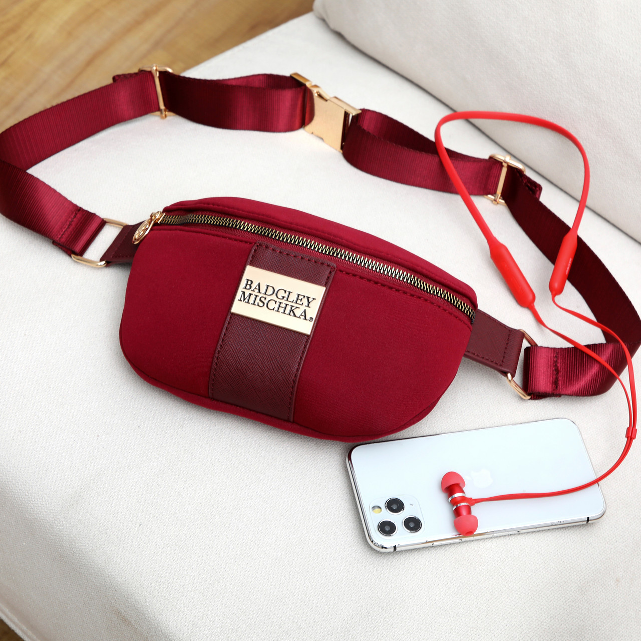 Brick Red waxed canvas yoga bag, gym bag, leather adjustable straps, 1 –  Vliving