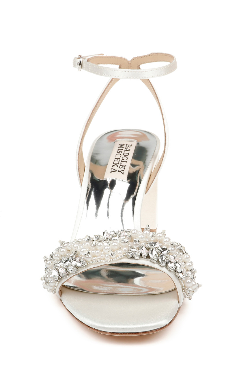 badgley mischka wide width