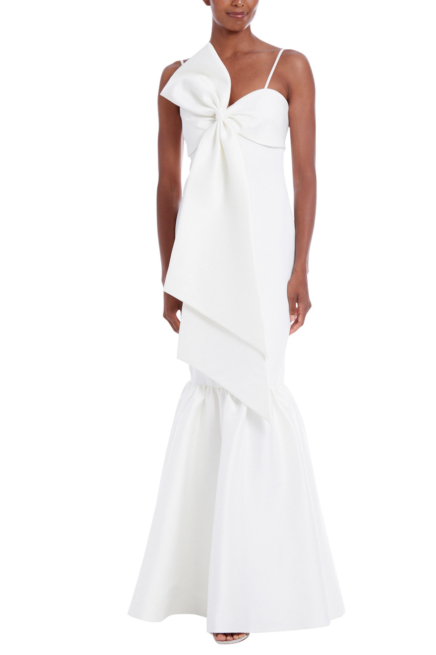 white fishtail gown