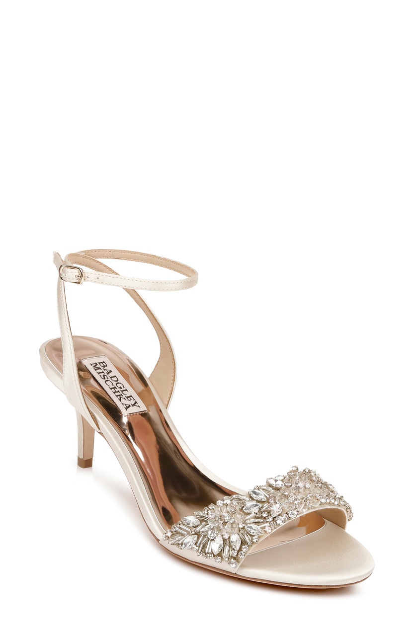 Badgley mischka low heel shoes clearance