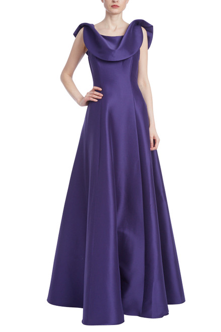 Ultra Violet Drama Back Gown with Pockets Front