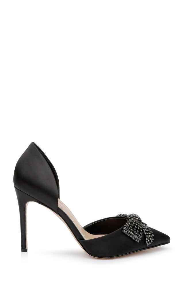 Aubrey Retro Bow Pump by Badgley Mishcka