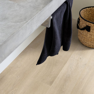 Quick-Step Eligna Venice Oak Beige 8mm Laminate Flooring (EL3907) - Premium Quick-Step collection featuring oak luxury vinyl tile flooring with waterproof technology and easy click-fit installation