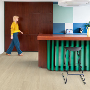 Quick-Step Alpha Bloom – Sea Breeze Oak Beige LVT Flooring (AVMPU40080) - Premium Alpha Bloom collection featuring oak luxury vinyl tile flooring with waterproof technology and easy click-fit installation