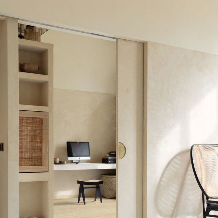 Quick-Step Eligna Estate Oak Beige 8mm Laminate Flooring (EL3574) - Premium Quick-Step collection featuring oak luxury vinyl tile flooring with waterproof technology and easy click-fit installation