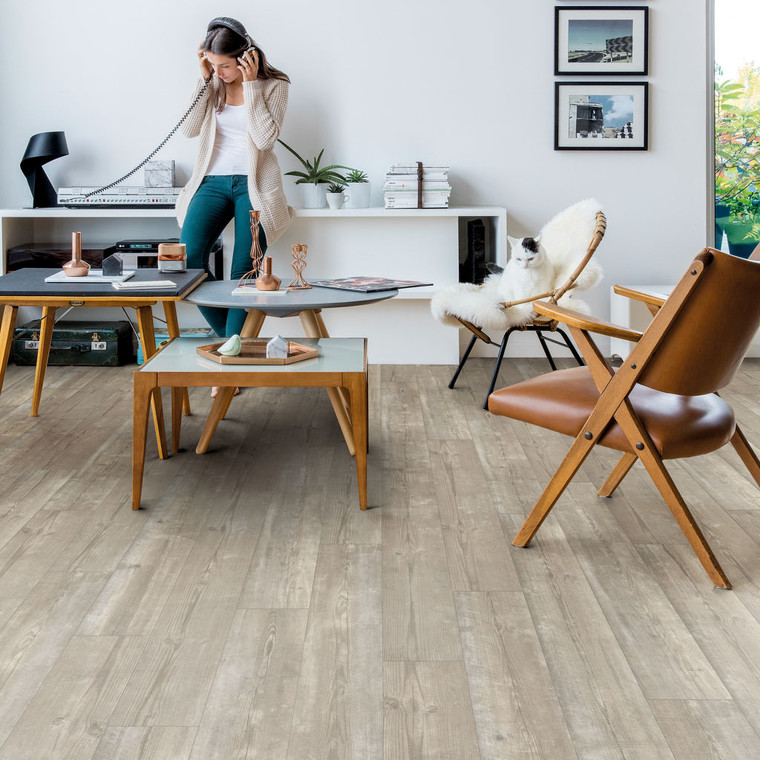 Quick-Step Alpha Bloom – Morning Mist Pine LVT Flooring (AVMPU40074) - Premium Alpha Bloom collection featuring luxury vinyl tile flooring with waterproof technology and easy click-fit installation