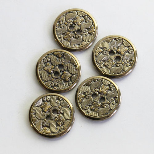 Abbey Button: Old Brass 2 hole