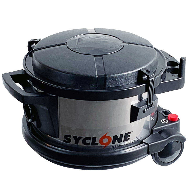 4 GAL DRY HEPA VACUUM W/ TOOL KIT 