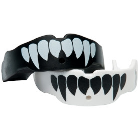 Battle 870 Fangs Mouthguard