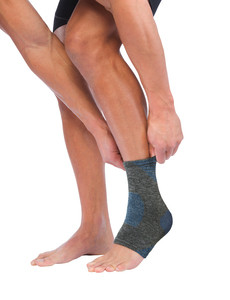 Mueller Fir 4-Way Ankle Support